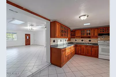 17410 N 16th Avenue, Phoenix, AZ 85023 - Photo 7