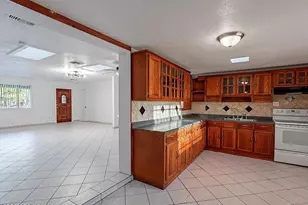 17410 N 16th Ave, Phoenix, AZ 85023 - Photo 7