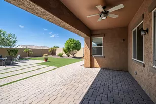 10025 W Sydney Way, Peoria, AZ 85383 - Photo 29