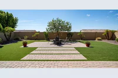 10025 W Sydney Way, Peoria, AZ 85383 - Photo 37