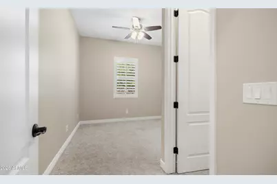 10025 W Sydney Way, Peoria, AZ 85383 - Photo 23