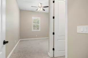 10025 W Sydney Way, Peoria, AZ 85383 - Photo 23