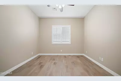 10025 W Sydney Way, Peoria, AZ 85383 - Photo 15