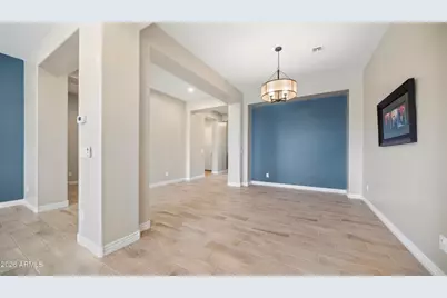 10025 W Sydney Way, Peoria, AZ 85383 - Photo 5