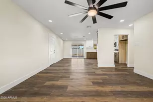 7750 W Clarendon Ave, Phoenix, AZ 85033 - Photo 25