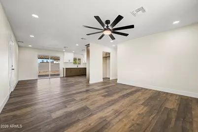 7750 W Clarendon Avenue, Phoenix, AZ 85033 - Photo 3