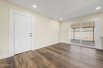 7750 W Clarendon Avenue, Phoenix, AZ 85033 - Photo 23