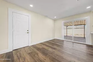 7750 W Clarendon Ave, Phoenix, AZ 85033 - Photo 23