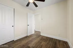 7750 W Clarendon Ave, Phoenix, AZ 85033 - Photo 19