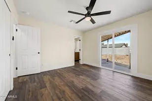 7750 W Clarendon Ave, Phoenix, AZ 85033 - Photo 11