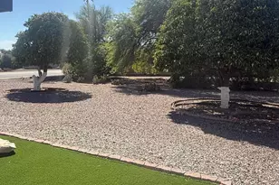 10918 W Campana Dr, Sun City, AZ 85351 - Photo 11