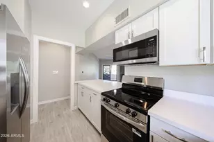 10301 N 70th St, Paradise Valley, AZ 85253 - Photo 7