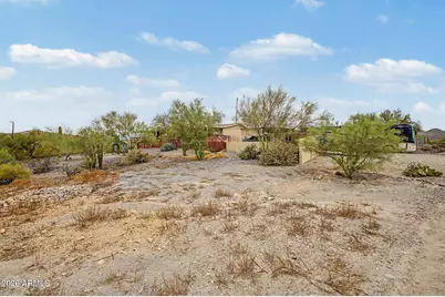 2630 W Buckskin Drive, New River, AZ 85087 - Photo 1
