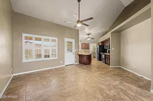 5762 E Ellis St, Mesa, AZ 85205 - Photo 5