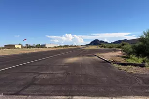 51340 W Iver Rd, Aguila, AZ 85320 - Photo 63