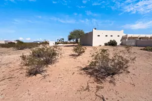 51340 W Iver Rd, Aguila, AZ 85320 - Photo 41