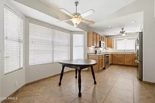 7942 W Paradise Dr, Peoria, AZ 85345 - Photo 9