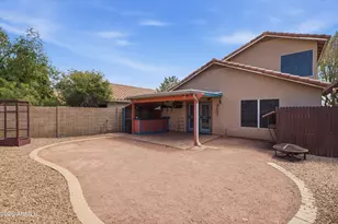 7942 W Paradise Dr, Peoria, AZ 85345 - Photo 29