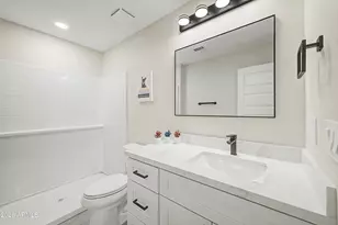 922 E Loyola Dr, Tempe, AZ 85282 - Photo 29
