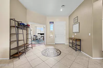 26408 N 42nd Drive, Phoenix, AZ 85083 - Photo 9