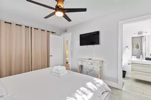 6836 E Cheery Lynn Rd, Scottsdale, AZ 85251 - Photo 13