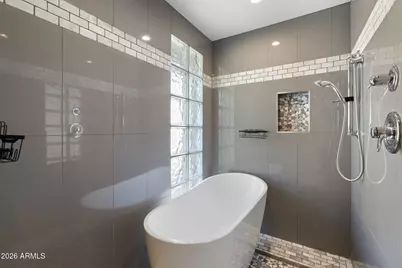 2418 W Calavar Road, Phoenix, AZ 85023 - Photo 25