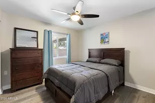 2418 W Calavar Rd, Phoenix, AZ 85023 - Photo 11