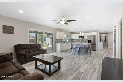 2418 W Calavar Road, Phoenix, AZ 85023 - Photo 3