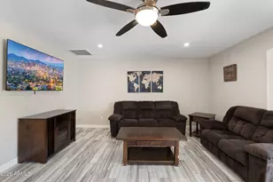 2418 W Calavar Rd, Phoenix, AZ 85023 - Photo 19