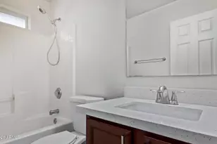 6417 S 10th St, Phoenix, AZ 85042 - Photo 9