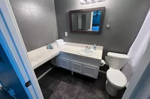 4643 N 21st Ave, Phoenix, AZ 85015 - Photo 15