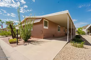 2233 E Behrend Dr, Phoenix, AZ 85024 - Photo 5