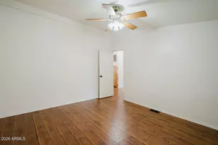 2233 E Behrend Dr, Phoenix, AZ 85024 - Photo 21