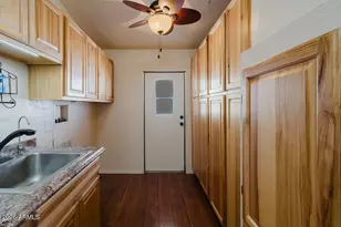 2233 E Behrend Dr, Phoenix, AZ 85024 - Photo 29