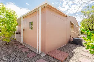 2233 E Behrend Dr, Phoenix, AZ 85024 - Photo 35
