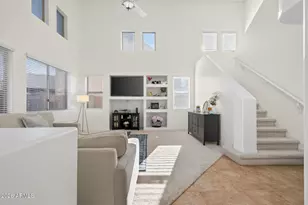 7803 S 22nd Ln, Phoenix, AZ 85041 - Photo 15