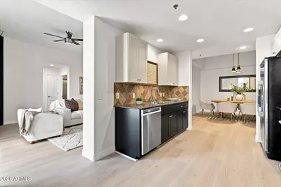 2302 N Central Avenue #313, Phoenix, AZ 85004 - Photo 11