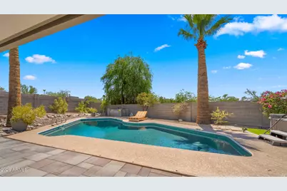 2255 E Piestewa Peak Drive, Phoenix, AZ 85016 - Photo 25