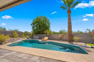 2255 E Piestewa Peak Dr, Phoenix, AZ 85016 - Photo 25