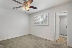 2255 E Piestewa Peak Dr, Phoenix, AZ 85016 - Photo 13