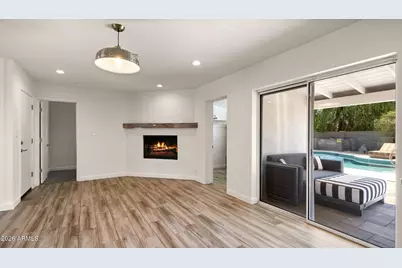 2255 E Piestewa Peak Drive, Phoenix, AZ 85016 - Photo 5