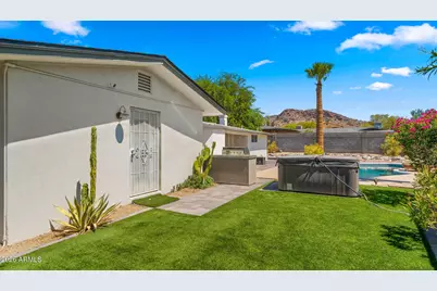 2255 E Piestewa Peak Drive, Phoenix, AZ 85016 - Photo 29