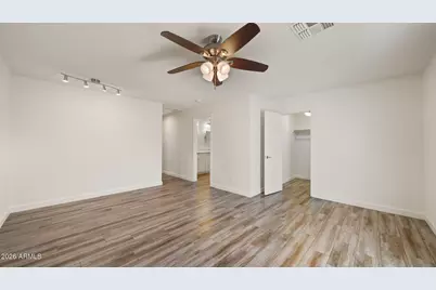 2255 E Piestewa Peak Drive, Phoenix, AZ 85016 - Photo 19