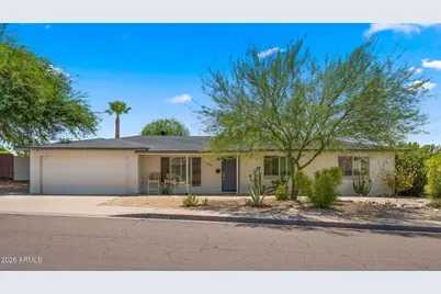 2255 E Piestewa Peak Drive, Phoenix, AZ 85016 - Photo 1