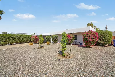 1844 E Avalon Drive, Phoenix, AZ 85016 - Photo 3