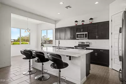 2766 E Cozettas Court, Gilbert, AZ 85298 - Photo 5
