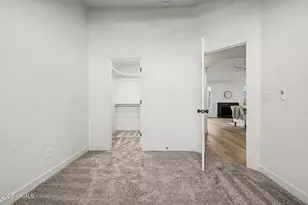 8870 W Morningside Dr, Peoria, AZ 85382 - Photo 19