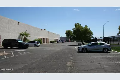 2915 N 35th Avenue, Phoenix, AZ 85017 - Photo 3