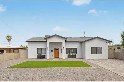 1826 E Whitton Avenue, Phoenix, AZ 85016 - Photo 1