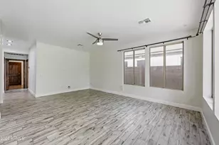 563 E Krista Way, Tempe, AZ 85284 - Photo 7